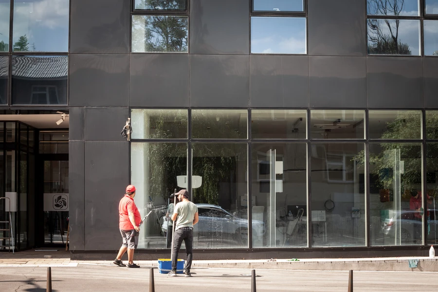 Excellent Commercial Window Cleaning Beverly Hills, FL Excellent Commercial Window Cleaning Beverly Hills, FL